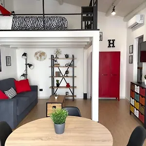  Casa vacanze Loft Mercede Al Capo